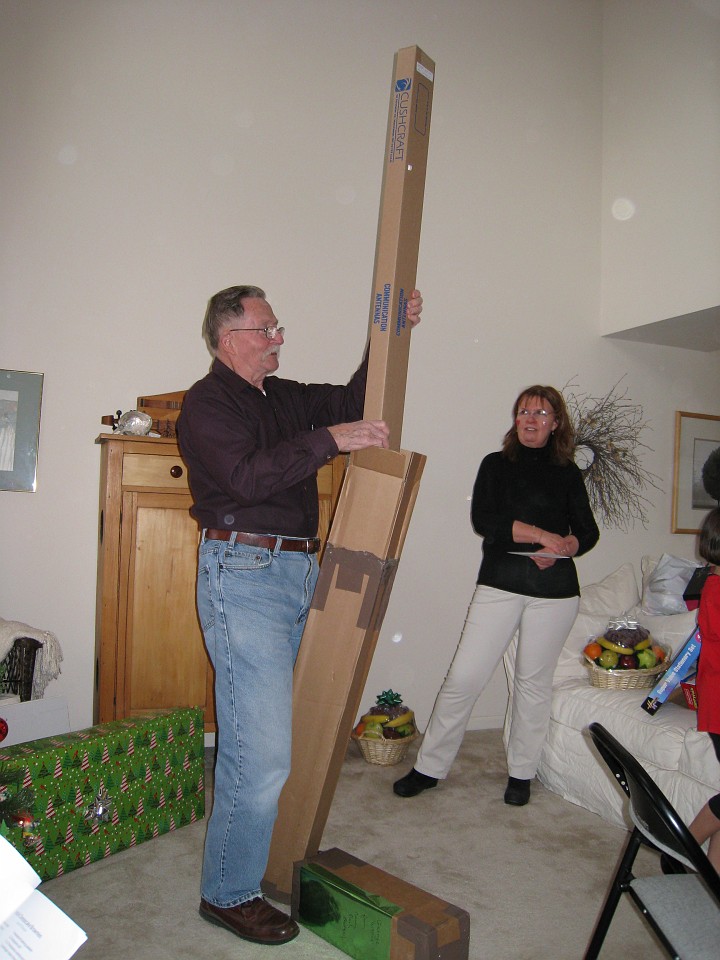 Christmas 2007 Kasdorf Misselhorn Gathering 054.jpg - Christmas 2007! The Misselhorn, Kasdorf and Burns families come together for the celebration! Lots of talk, food, presents, food and visiting.